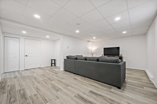 Family Room - 79 Ch. De La Baie, Mont-Blanc, QC - Indoor