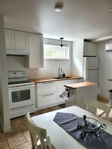 Dwelling - 79 Ch. De La Baie, Mont-Blanc, QC - Indoor Photo Showing Kitchen
