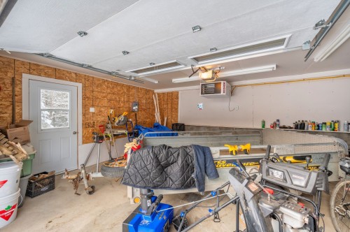 Garage - 79 Ch. De La Baie, Mont-Blanc, QC - Indoor Photo Showing Garage