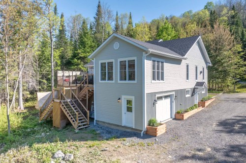 Back of Structure - 79 Ch. De La Baie, Mont-Blanc, QC - Outdoor