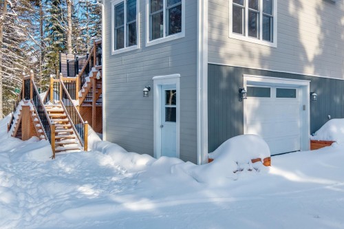 Back of Structure - 79 Ch. De La Baie, Mont-Blanc, QC - Outdoor