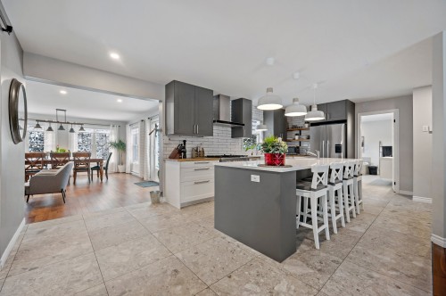 Kitchen - 79 Ch. De La Baie, Mont-Blanc, QC - Indoor Photo Showing Kitchen With Upgraded Kitchen