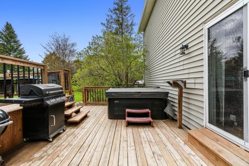 Balcon - 4 Rue Wales, Saint-André-D'Argenteuil, QC - Outdoor With Deck Patio Veranda With Exterior