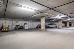 Garage - 