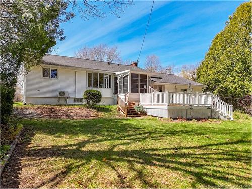 404 Glengarry Pl, Fredericton, NB 