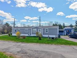 154 Cassidy Circle  Fredericton, NB E3B 7N3