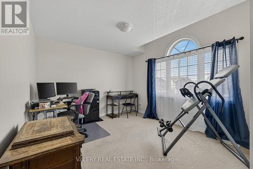 3 Hardcastle Place, Cambridge, ON - Indoor
