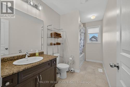 3 Hardcastle Place, Cambridge, ON - Indoor Photo Showing Bathroom