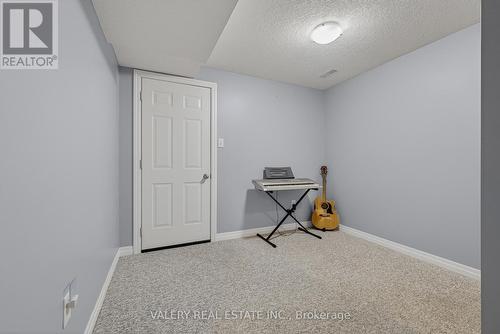 3 Hardcastle Place, Cambridge, ON - Indoor