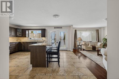 3 Hardcastle Place, Cambridge, ON - Indoor