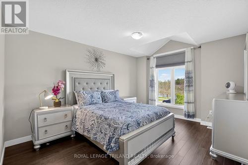 1199 Blackwell Boulevard, London North (North C), ON - Indoor Photo Showing Bedroom