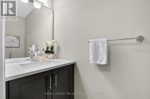 1199 Blackwell Boulevard, London North (North C), ON - Indoor Photo Showing Bathroom