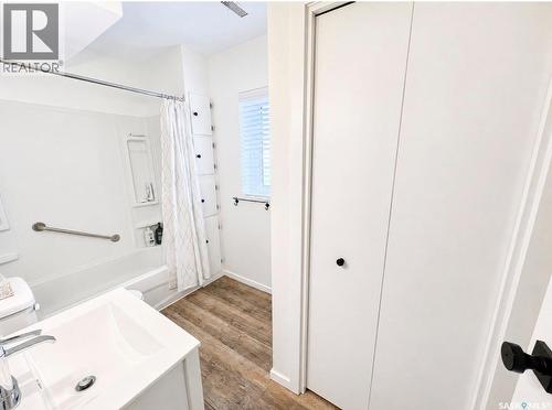 45 Mainprize Bay, Maple Bush Rm No. 224, SK - Indoor Photo Showing Bathroom