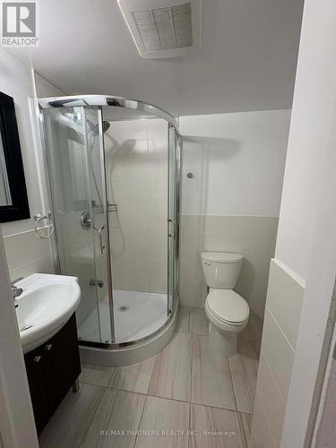 17 Martlesham Road, Markham, ON - Indoor Photo Showing Bathroom