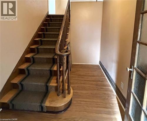 218 Weber Street E, Kitchener, ON - Indoor Photo Showing Other Room