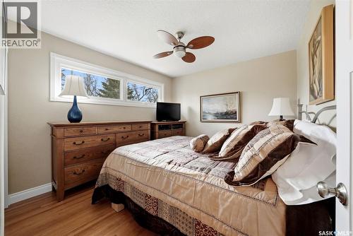 229 20Th Avenue E, Regina, SK - Indoor Photo Showing Bedroom