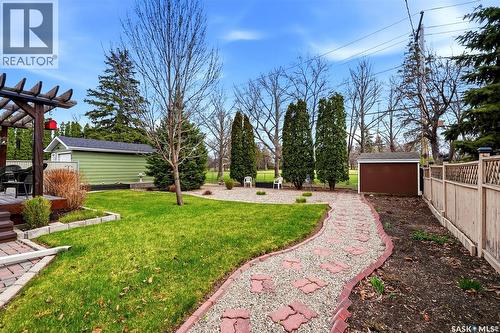 229 20Th Avenue E, Regina, SK - Outdoor