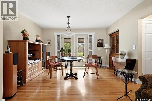 229 20Th Avenue E, Regina, SK - Indoor