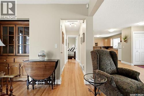 229 20Th Avenue E, Regina, SK - Indoor Photo Showing Dining Room