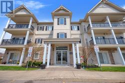 101 - 1 SIDNEY LANE Clarington (Bowmanville), ON L1C 0N5