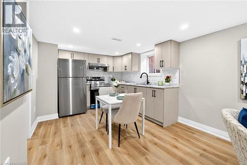 262 Broadway Avenue, Hamilton, ON - Indoor