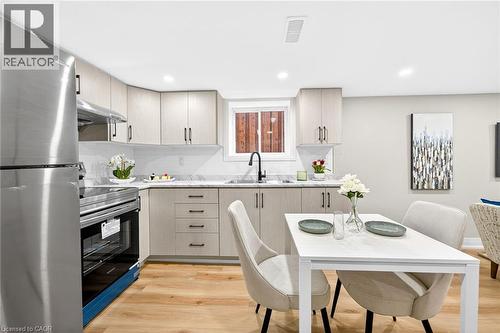 262 Broadway Avenue, Hamilton, ON - Indoor Photo Showing Dining Room