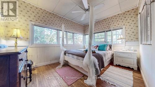 19 Hastings Avenue, Tiny, ON 