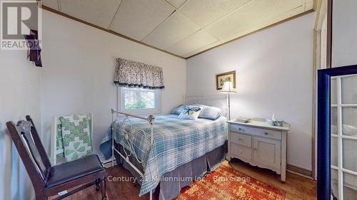 19 Hastings Avenue, Tiny, ON 