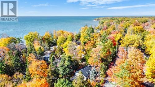 19 Hastings Avenue, Tiny, ON 
