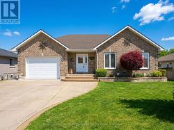 16 BALVINA DRIVE W  Goderich (Goderich (Town)), ON N7A 4L3