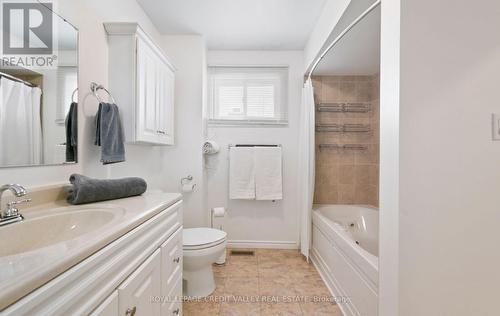 24 Pluto Drive, Brampton, ON - Indoor Photo Showing Bathroom