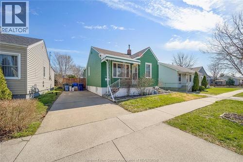 2286 FOREST AVENUE  Windsor, ON N8W 2G6