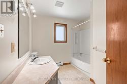 4 pc Bathroom - 