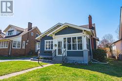 6 NELLES BOULEVARD  Grimsby, ON L3M 3R1