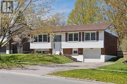 1660 CHERRYHILL ROAD Peterborough (Monaghan Ward 2), ON K9K 1B1