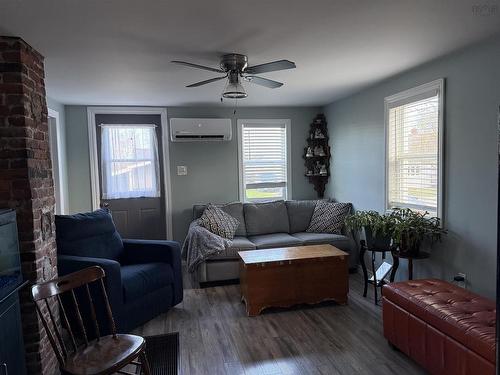 39 Coll Avenue, Stellarton, NS 