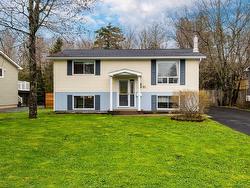 91 Cavalier Drive  Lower Sackville, NS B4C 3K6