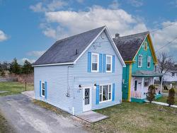 18 Lorway Street  Louisbourg, NS B1C 2K1