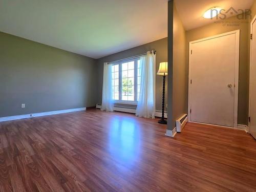 15 Montery Drive, Salmon River, NS 