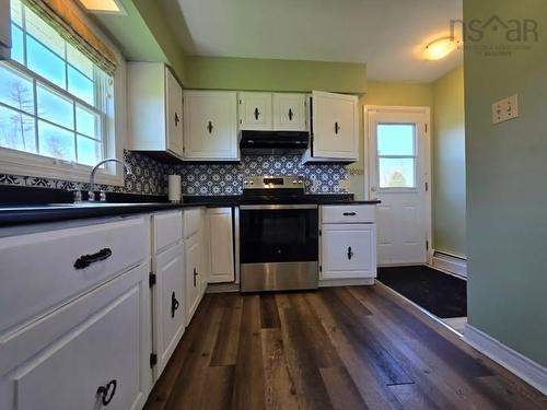 15 Montery Drive, Salmon River, NS 