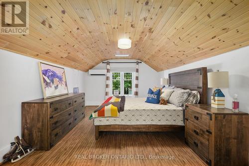 2021 Third Line, Douro-Dummer, ON - Indoor Photo Showing Bedroom