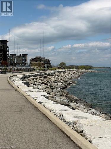 Waterfront promenade - 16 Concord Place Unit# 648, Grimsby, ON 
