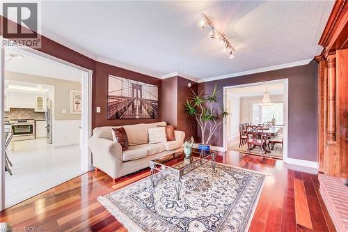 48 Lennox Crescent, Kitchener, ON - Indoor Photo Showing Living Room