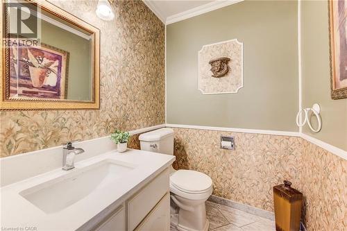 48 Lennox Crescent, Kitchener, ON - Indoor Photo Showing Bathroom