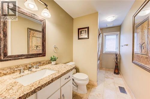 48 Lennox Crescent, Kitchener, ON - Indoor Photo Showing Bathroom