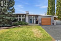 89 Phillips CRESCENT  Saskatoon, SK S7H 3M9