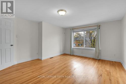 1104 Apolydor Avenue, Ottawa, ON - Indoor