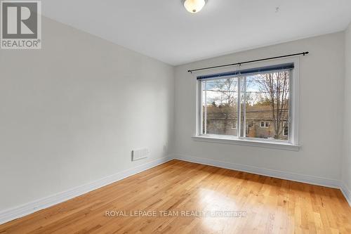 1104 Apolydor Avenue, Ottawa, ON - Indoor Photo Showing Other Room
