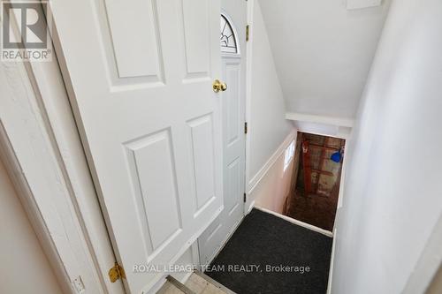 1104 Apolydor Avenue, Ottawa, ON - Indoor Photo Showing Other Room