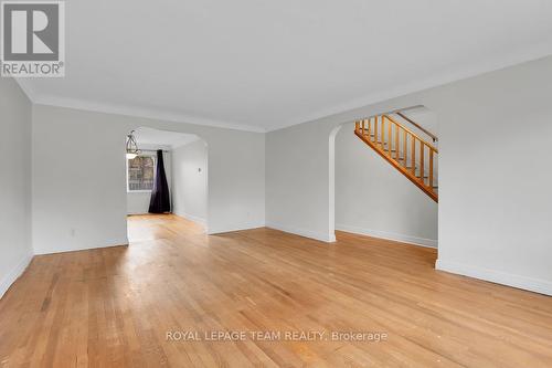 1104 Apolydor Avenue, Ottawa, ON - Indoor Photo Showing Other Room